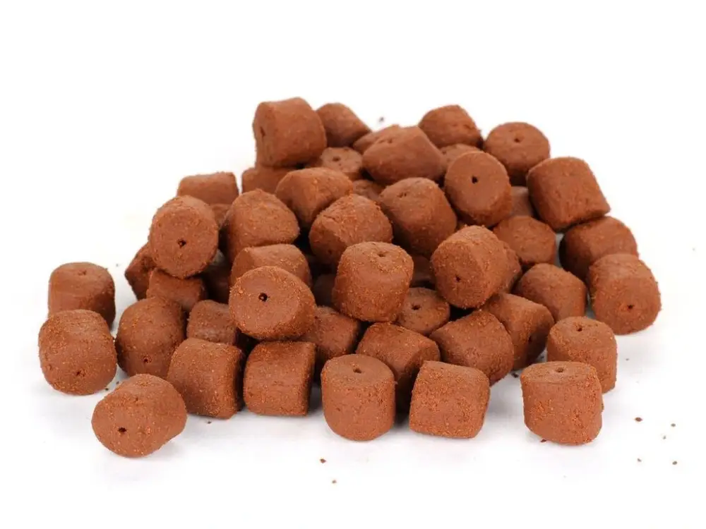 Coppens Vnadící pelety Red halibut s dírkou 20 mm 5 kg Značkový